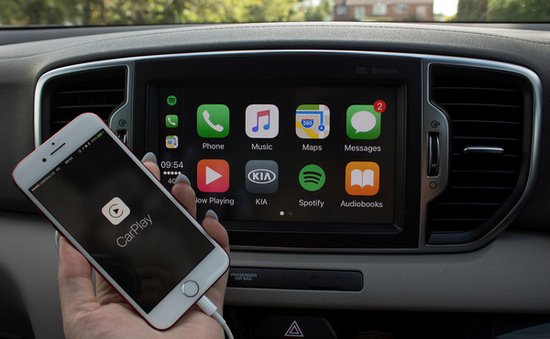 escuchar spotify en el auto a través de Apple CarPlay